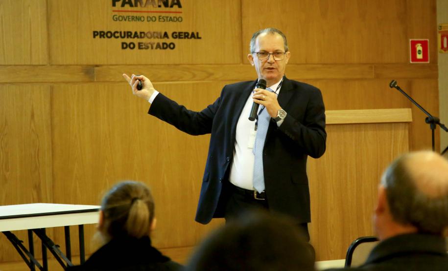 PGE apresenta mudanças na Lei de Licitação a servidores