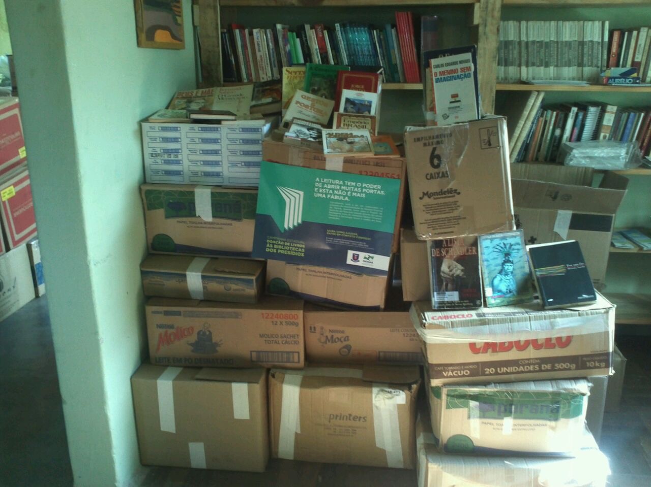 Procuradoria-Geral do Estado realiza doação de livros de literatura para o Sistema Penal