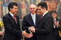 Governador Beto Richa, recebe coletânea de cadernos orientadores para a contratação de obras e serviços de engenharia, assina protocolo de intenções entre a Secretaria de Estado da Infraestrutura e Logística e IPARDES - Instituto Paranaense de Desenvolvimento Econômico e Social, termo contratual entre a Secretaria de Estado da Infraesetrutura e Logística e TECPAR - Instituto de Tecnologia do Paraná, anúncia o pagamento do primeiro lote de precatórios de pequeno valor, entrega ao Tribunal de