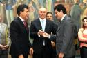 Governador Beto Richa, recebe coletânea de cadernos orientadores para a contratação de obras e serviços de engenharia, assina protocolo de intenções entre a Secretaria de Estado da Infraestrutura e Logística e IPARDES - Instituto Paranaense de Desenvolvimento Econômico e Social, termo contratual entre a Secretaria de Estado da Infraesetrutura e Logística e TECPAR - Instituto de Tecnologia do Paraná, anúncia o pagamento do primeiro lote de precatórios de pequeno valor, entrega ao Tribunal de