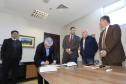 Assinatura da nova tabela dos advogados dativos. Assinaram o documento: secretário chefe da Casa Civil, Valdir Rossoni, Procurador Geral do Estado, Paulo Rosso, secretário da Fazenda, Mauro Ricardo e o presidente da OAB/Pr, José Augusto Noronha.Curitiba, 11-08-16.Foto: Arnaldo Alves / ANPr.
