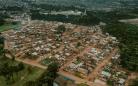 Texto: AEN-PR https://www.aen.pr.gov.br/Noticia/Acordo-intermediado-pelo-Estado-regulariza-terreno-da-Vila-Tiradentes-em-Curitiba
