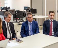 Estado firma acordo judicial que encerra passivo histórico da Ferroeste