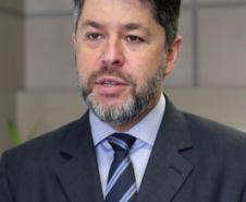 Não há qualquer decisão jurídica que impeça o Estado de aplicar as novas diretrizes em relação à hora-atividade ou à distribuição de aulas