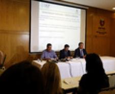 Coletiva Instituto Ambiental do Paraná (IAP) para esclarecimentos sobre o eixo modal de Paranaguá e licenciamentos ambientais na região. Participaram da coletiva o presidente do IAP, Luiz Tarcísio Mossato Pinto; o diretor-presidente da Administração dos Portos de Paranaguá e Antonina ( APPA), Luiz Henrique Dividino; e o procurador geral do Estado, Paulo Sérgio Rosso.