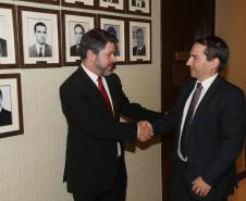 Sandro Kozikoski assumiu nesta segunda-feira (16) a Procuradoria-Geral do Estado, em substituição a Paulo Rosso, que ocupou o cargo por dois anos e meio.
