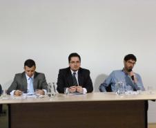 Da esquerda para a direita: Dr. Edivaldo Aparecido de Jesus - Corregedor auxiliar da PGE, Dr. Luiz Henrique Sormani Barbugiani - Procurador-chefe da CEJ/PGE, Dr. Felipe Barreto Frias - Procurador da PRE/PGE.