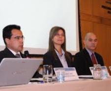 Coordenador executivo da RCGP/PR e procurador-chefe substituto do MPF, Alessandro José Fernandes de Oliveira; procuradora do Estado Leila Cuellar; e secretário do RCGP/PR, subprocurador-geral de Justiça do Ministério Público do Paraná, Bruno Sérgio Galatti