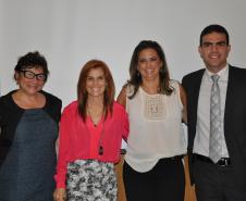 Da esquerda para a direita: Dra. Eunice Fumagalli Martins e Scheer, Presidente da APEP; Dra. Marisa Zandonai, Procuradora-geral do Estado; Dra. Andréa Margarethe Rogoski Andrade, Corregedora-geral e Dr. Bráulio Cesco Fleury, Chefe de gabinete da PGE.