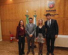 Procuradora-chefe da Coordenadoria da Dívida Ajuizada, Letícia Ferreira da Silva; procurador-geral do Estado do Paraná, Paulo Sérgio Rosso; procuradora-chefe de Previdência Funcional e coordenadora dos trabalhos no encontro, Karina Locks Passos: e diretor-geral da PGE, Diogo Saldanha Macorati.