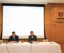 Advogado Sandro Gilbert Martins e procurador Roberto Nunes de Lima Filho, coordenador da Mesa
