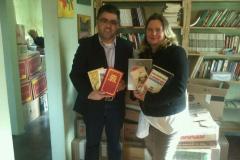 Paulo Collaço (servidor da Biblioteca/CEJ-PGE) e  Agda Cristina Ultchak (membro da equipe de Remição da Pena)