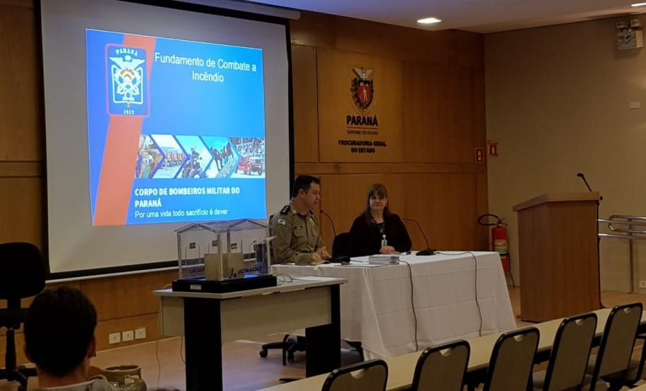 Corpo de Bombeiros forma brigadistas na PGE