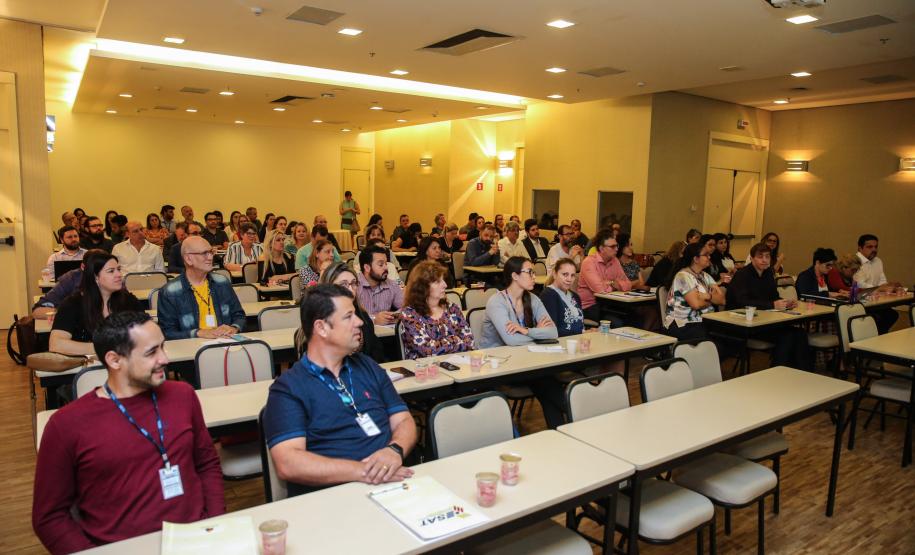 Procuradoria capacita servidores para elaboração e fiscalização de contratos