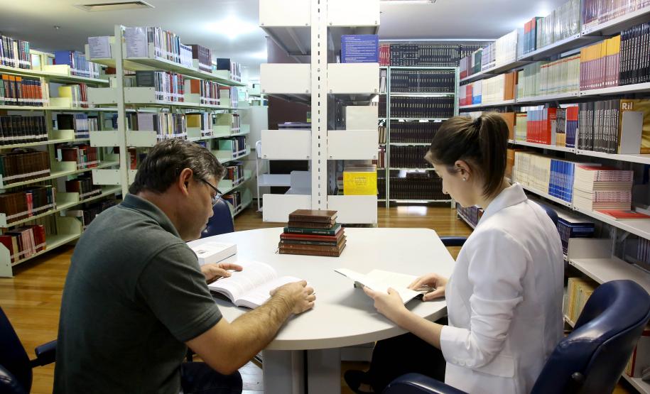 PGE convida para exposição de 70 anos de sua biblioteca