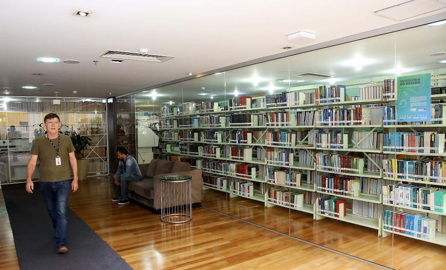 PGE convida para exposição de 70 anos de sua biblioteca