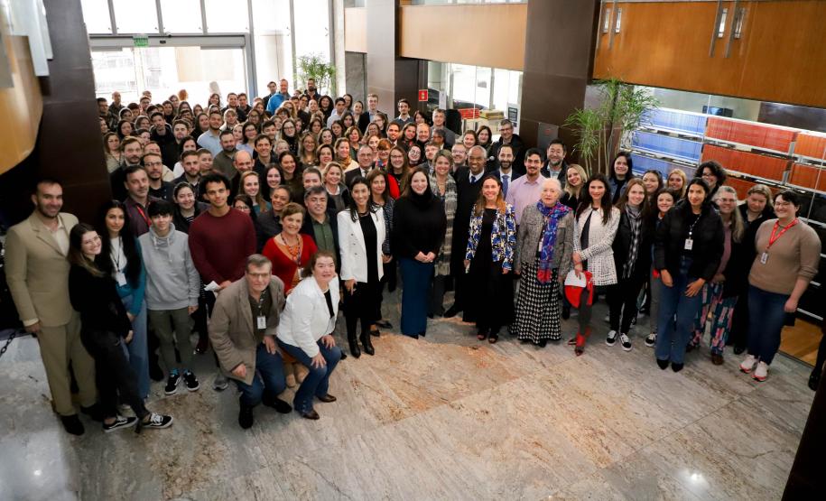 PGE-PR celebra 77 anos com exposição sobre Emancipação Política do Paraná