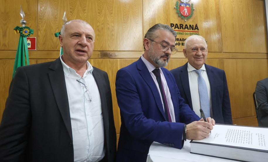 Solenidade marca posse de Luciano Borges como Procurador-Geral do Estado do Paraná