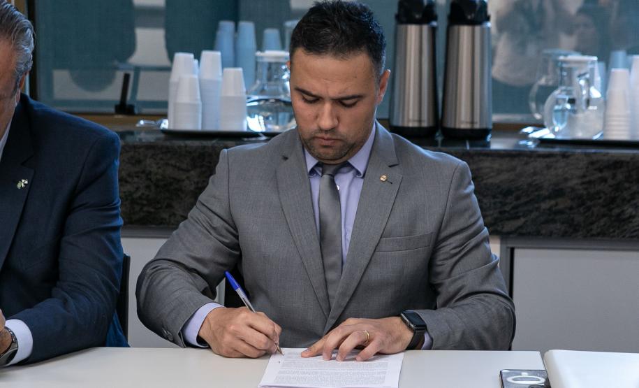 Justiça Federal homologa acordo e confirma legalidade ambiental da Ponte de Guaratuba