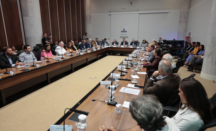 Estado, MPPR e Klabin fecham acordo para ampliação do Parque Guartelá