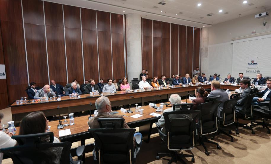 Estado, MPPR e Klabin fecham acordo para ampliação do Parque Guartelá