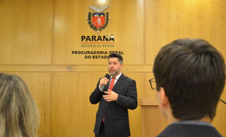 Cinco novos procuradores iniciam trabalho no Paraná