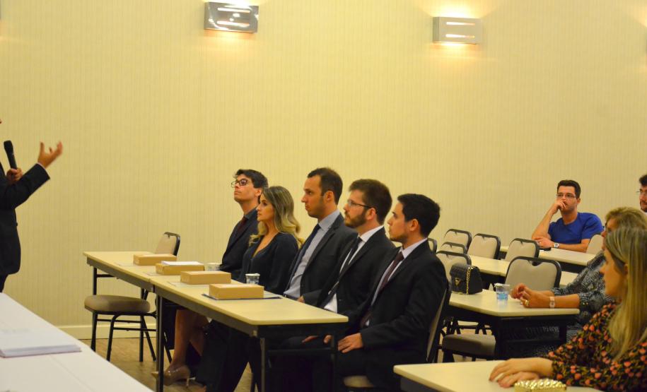 Cinco novos procuradores iniciam trabalho no Paraná