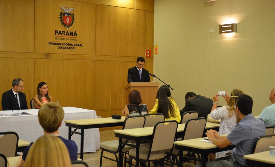 Novo procurador toma posse no Paraná