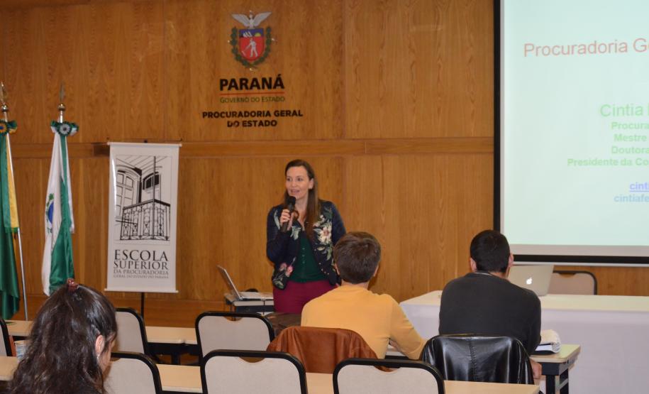 Evento é fruto de parceria entre Procuradoria-Geral do Estado, Escola da Advocacia-Geral da União, Procuradoria-Geral Federal e Procuradoria do Município de Curitiba, e contou com participação de cerca de 80 estagiários