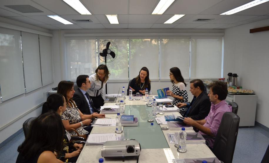 Pge/PR assina termo de cooperação Pge/PR assina termo de cooperação