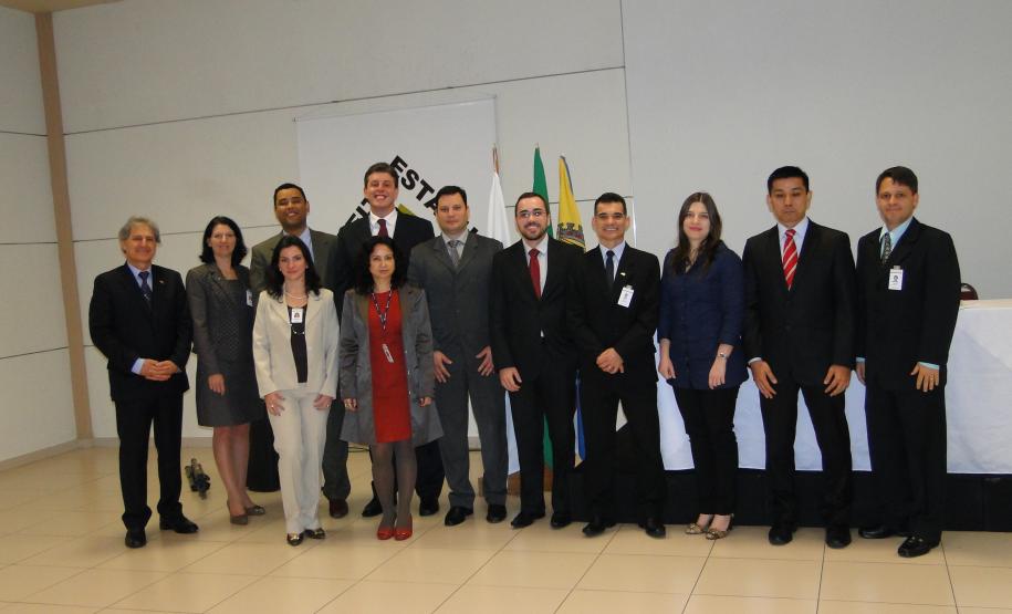 Da esquerda para a direita: Clóvis Rogê - Inspetor Geral de Fiscalização, Suzana Gambeta - Inspetora Geral de Arrecadação, Dr