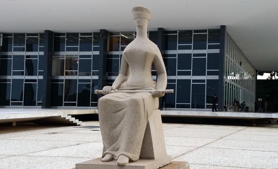 Estados vão ao STF para cobrar repartição das receitas da DRU Estados vão ao STF para cobrar repartição das receitas da DRU