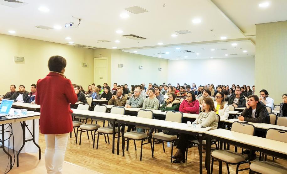 Tempo médio de tramitação reduz de 149 para 10 dias Treinamento de servidores da PGE para o uso do e-Protocolo