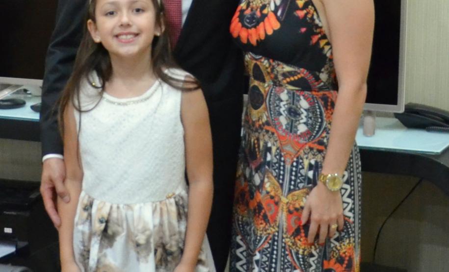 Novo Procurador Everson da Silva Biazon com esposa e filha