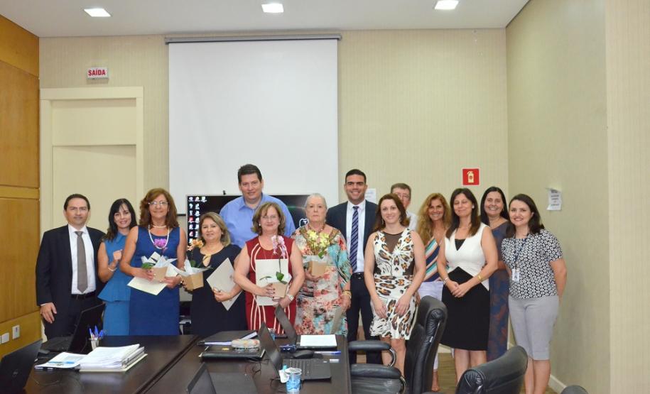 Conselho Superior homenageia servidoras