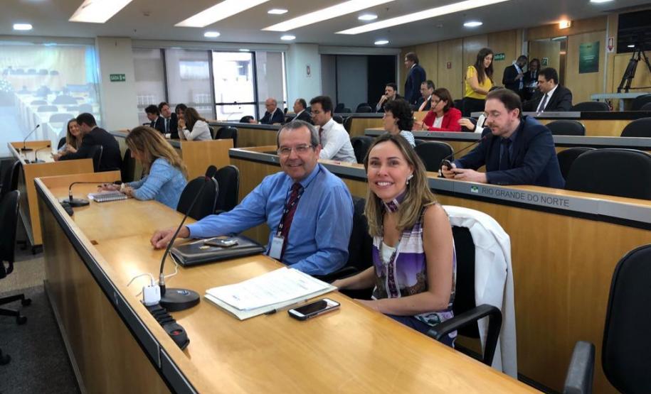 conpeg Dra. Letícia Ferreira da Silva e Dr. Jorge Haroldo Martins