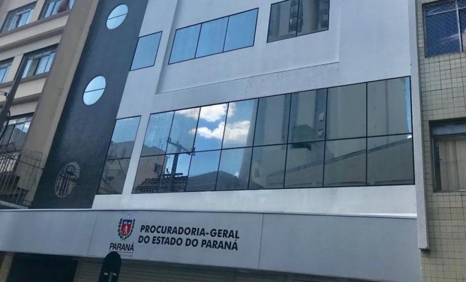 Nova vitória da PGE economiza R$ 328 milhões aos cofres do Estado Tribunal de Justiça aceitou a tese da Procuradoria para afastar juros moratórios em precatório contra a CR Almeida.