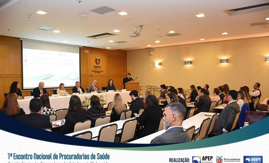 PGE promove 1o Encontro Nacional de Procuradores de Saúde Reunião aconteceu entre os dias 27 e 28 de junho e reuniu procuradorias de saúde de todos os estados, além do Distrito Federal.