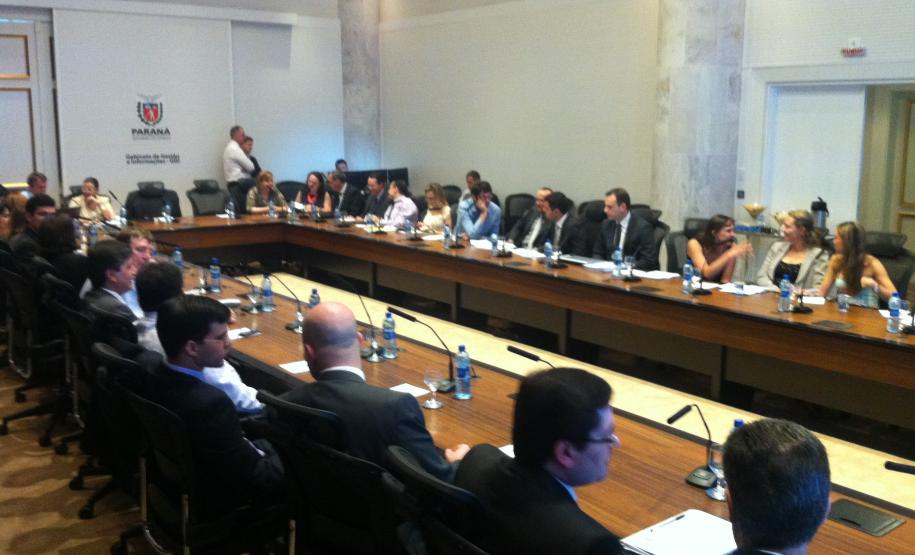Reunião no Palácio do Iguaçu