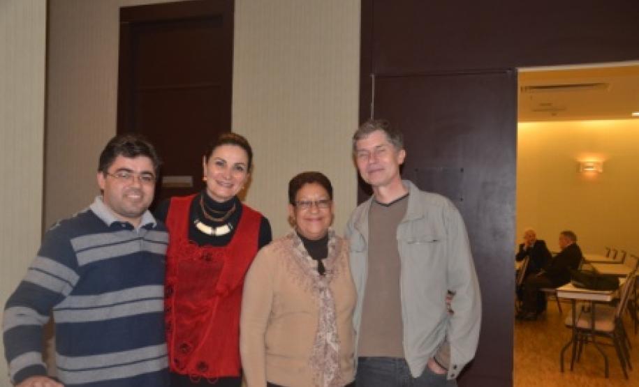 Paulo Collaço, Vera Grace Paranaguá Cunha, Maria das Graças Araujo Zonatto e Carlos Jose B. Sipinski