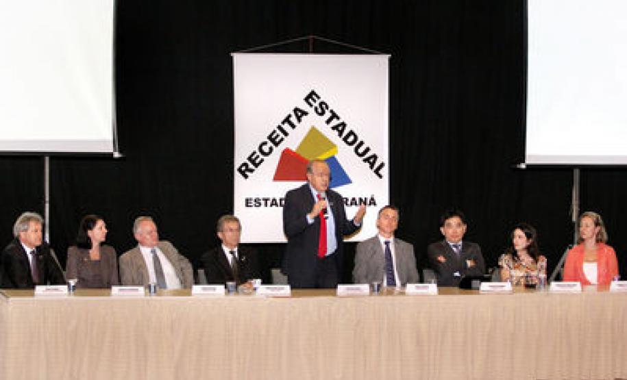 Receita e PGE realizam operação Alerta Fiscal na região de Curitiba