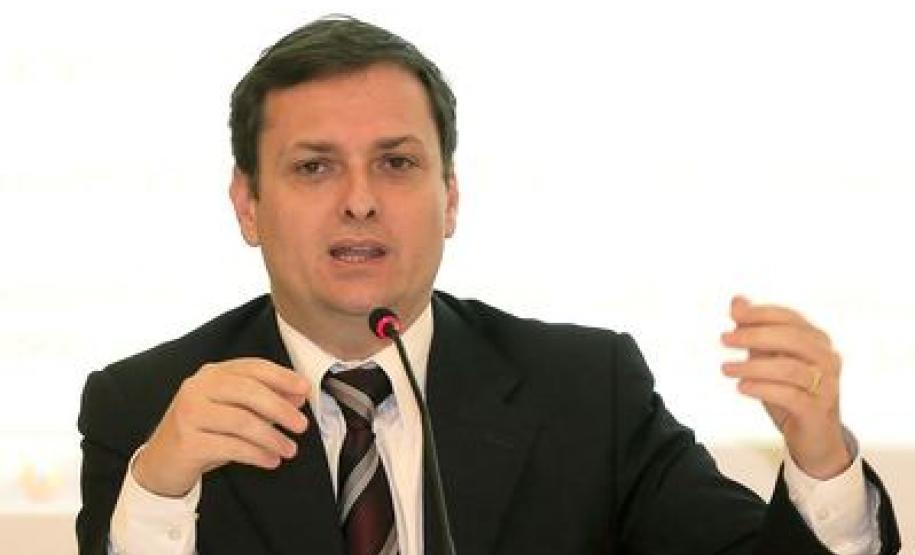 Sérgio Cruz Arenhardt foi o convidado para falar no Ciclo de Palestras do Novo CPC, promovido pela Escola Superior da Procuradoria Geral do Estado do Paraná