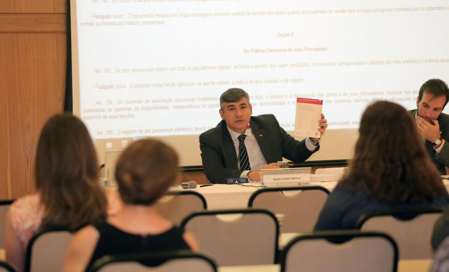 Advogado e professor de Direito Processual Civil foi o convidado da Escola Superior da Procuradoria-Geral do Estado para tratar de negócios processuais e a aplicação pela Fazenda Pública