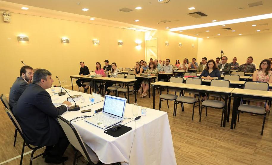 Evento foi realizado no auditório da PGE e transmitido via webcast para todo o Estado