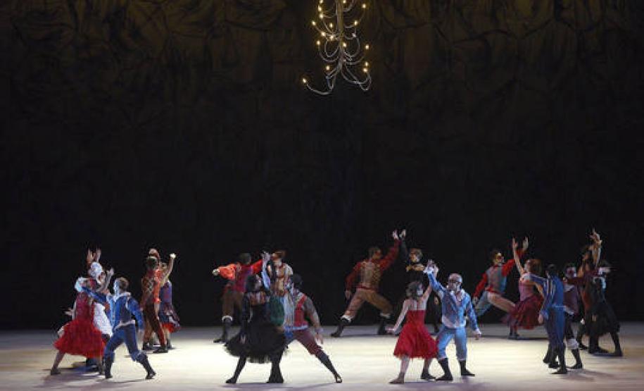 O Tribunal de Justiça do Paraná acolheu nesta quinta-feira (29) recurso do Governo do Estado garantindo o trabalho normal de músicos e bailarinos do Teatro Guaíra